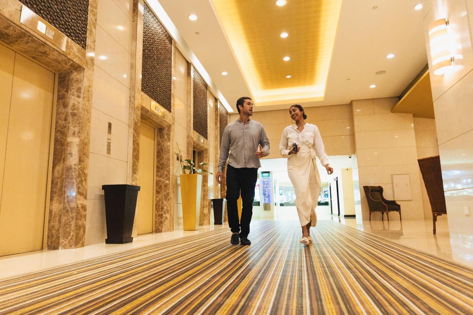 Cinnamon Lakeside Κολόμπο Εξωτερικό φωτογραφία The lobby of the hotel