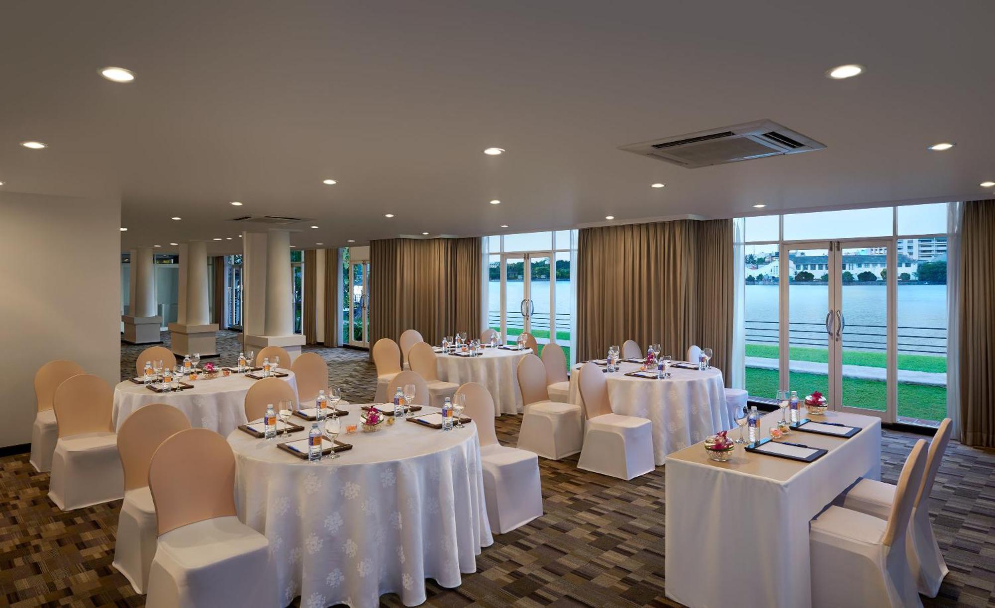 Cinnamon Lakeside Κολόμπο Εξωτερικό φωτογραφία Meeting room