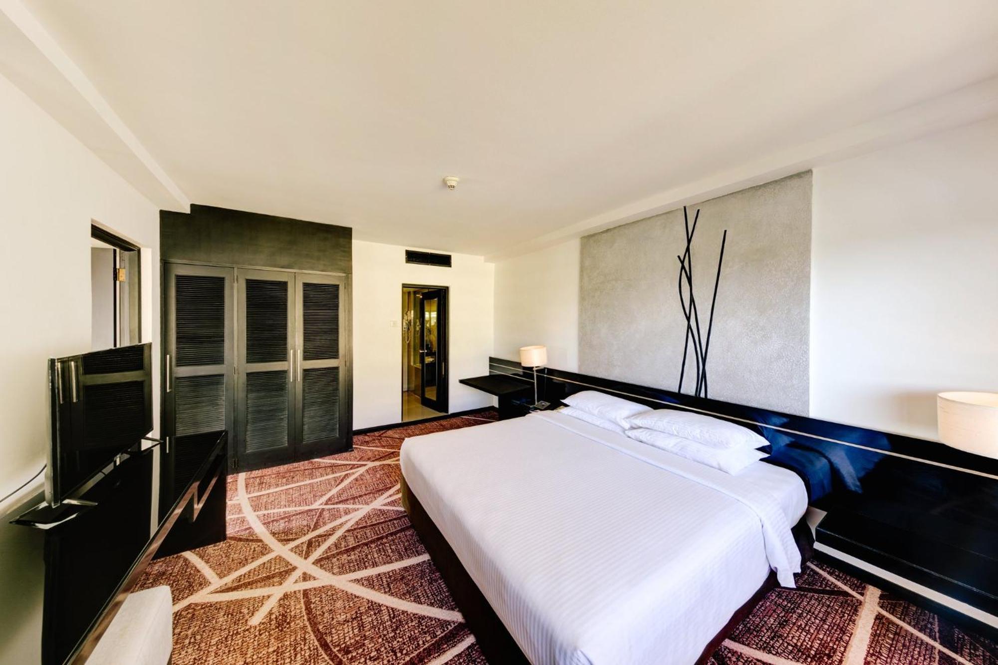Cinnamon Lakeside Κολόμπο Εξωτερικό φωτογραφία Deluxe Room