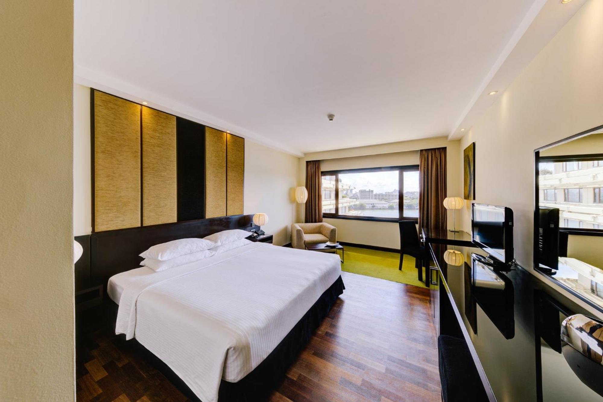 Cinnamon Lakeside Κολόμπο Εξωτερικό φωτογραφία Deluxe Room
